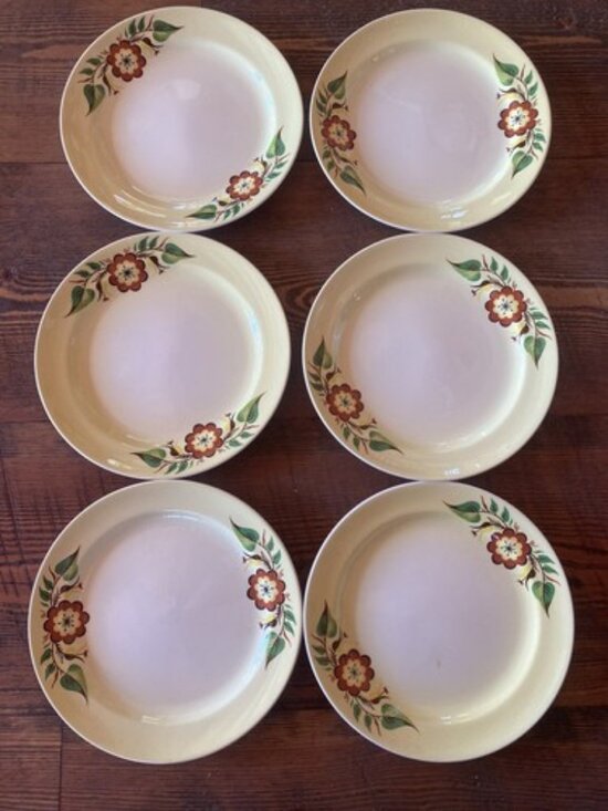 Taylor Smith & Taylor Other - 6 Plate Taylor Smith Taylor Swiss Provincial 7 1/4” Yellow Antique 1952 Plates